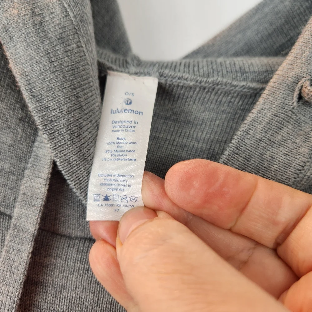 Lululemon All In A Day Hooded Poncho O/S in EUC - Picture 7 of 12